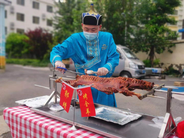 分割烤全羊